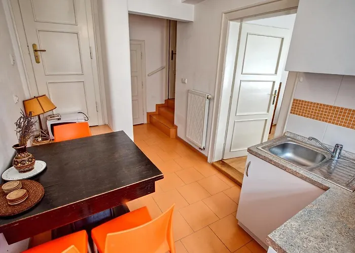 Apartamento Garden In The Praga